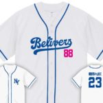 白ベースボールシャツクラスT